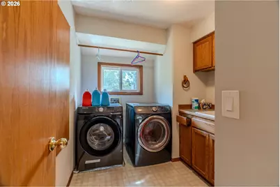 16555 SW Estuary Dr, Beaverton, OR 97006 - Photo 39