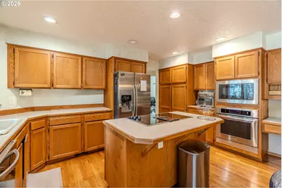 16555 SW Estuary Dr, Beaverton, OR 97006 - Photo 11