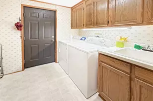 16063 Driftwood Ln, Brookings, OR 97415 - Photo 21