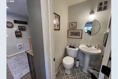 2321 Arthur Dr, Reedsport, OR 97467 - Photo 15
