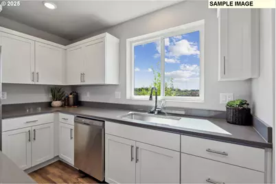 674 Merriott Ln, Woodburn, OR 97071 - Photo 5