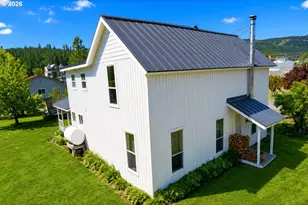 203 N Alder St, Wallowa, OR 97885 - Photo 3