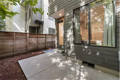 322 N Ivy St, Portland, OR 97227 - Photo 15