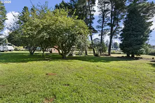 17520 Ross Ln, Brookings, OR 97415 - Photo 37