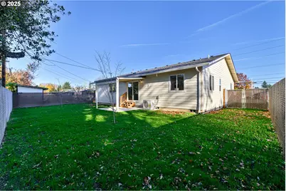 2211 SE 182nd Ave, Portland, OR 97233 - Photo 35