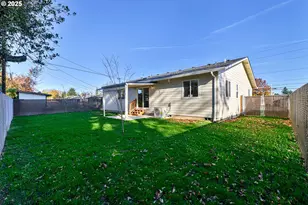 2211 SE 182nd Ave, Portland, OR 97233 - Photo 35