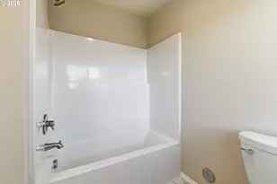 2211 SE 182nd Ave, Portland, OR 97233 - Photo 23