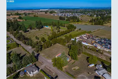 995 Belle Passi Rd, Woodburn, OR 97071 - Photo 5
