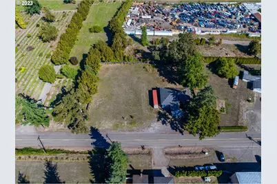 995 Belle Passi Rd, Woodburn, OR 97071 - Photo 1