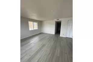 574 E Reeder Dr, Hermiston, OR 97838 - Photo 3