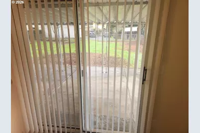 3525 SE 141st Ave, Portland, OR 97236 - Photo 13