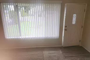 3525 SE 141st Ave, Portland, OR 97236 - Photo 5