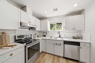 7724 SE 65th Ave, Portland, OR 97206 - Photo 9