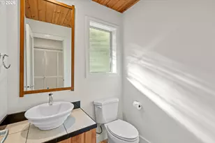 4249 SW Dosch Rd, Portland, OR 97239 - Photo 29