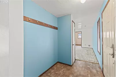 2521 Delores Ln, North Bend, OR 97459 - Photo 5