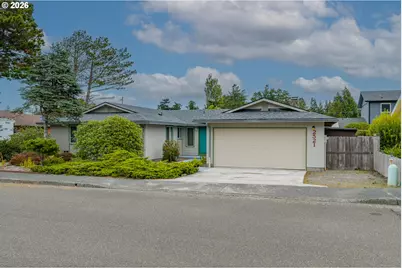 2521 Delores Ln, North Bend, OR 97459 - Photo 3