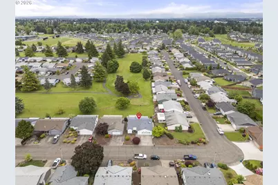 810 S Columbia Dr, Woodburn, OR 97071 - Photo 27