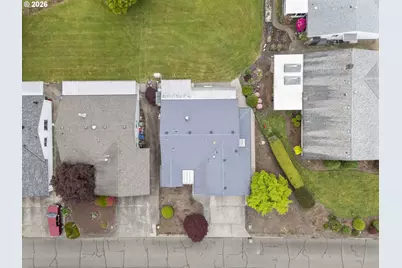 810 S Columbia Dr, Woodburn, OR 97071 - Photo 25