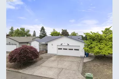 810 S Columbia Dr, Woodburn, OR 97071 - Photo 1