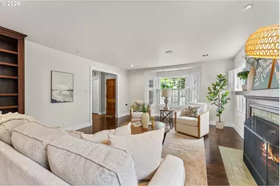 6408 SW Burlingame Pl, Portland, OR 97239 - Photo 7