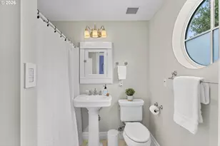 6408 SW Burlingame Pl, Portland, OR 97239 - Photo 33