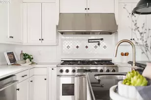 10230 NW Gloaming Ln, Portland, OR 97229 - Photo 11