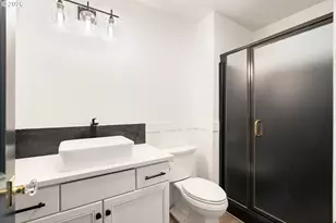 10230 NW Gloaming Ln, Portland, OR 97229 - Photo 25