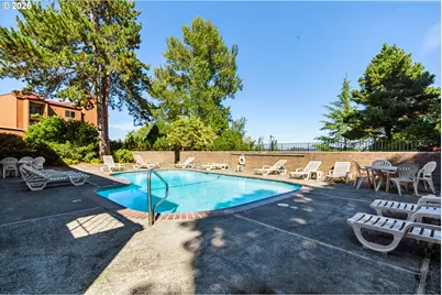 142 Oswego Smt, Lake Oswego, OR 97035 - Photo 33