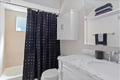 1823 NE Multnomah St, Portland, OR 97232 - Photo 13