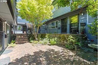 1823 NE Multnomah St, Portland, OR 97232 - Photo 23