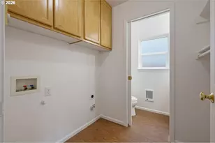 3063 W 15th Ave, Eugene, OR 97402 - Photo 23