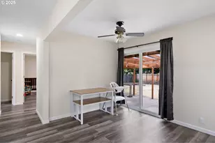 4220 SE 130th Ave, Portland, OR 97236 - Photo 11