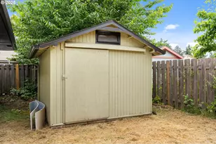 4220 SE 130th Ave, Portland, OR 97236 - Photo 25