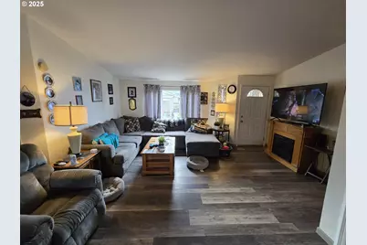 3200 Oak Terrace Dr #47, Lebanon, OR 97355 - Photo 5