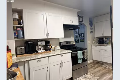 677 SE Moffitt Rd, Waldport, OR 97394 - Photo 11
