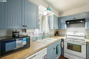 4891 Fontana Ct, Salem, OR 97317 - Photo 7