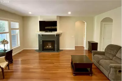 419 Salty Way, Eugene, OR 97404 - Photo 3