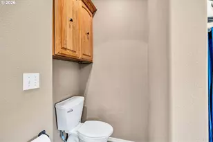 1689 Cinnamon Hill Dr, Salem, OR 97306 - Photo 33