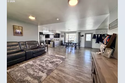 325 W Linden Way, Heppner, OR 97836 - Photo 9
