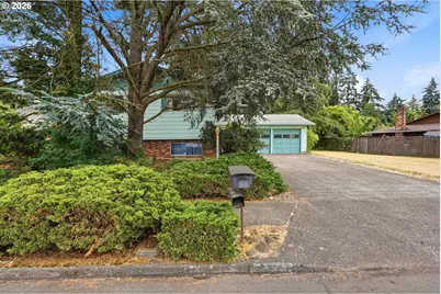 17610 NE Multnomah Dr, Portland, OR 97230 - Photo 1