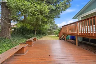 17610 NE Multnomah Dr, Portland, OR 97230 - Photo 9