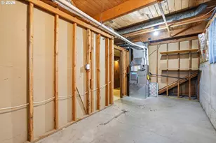 17610 NE Multnomah Dr, Portland, OR 97230 - Photo 29