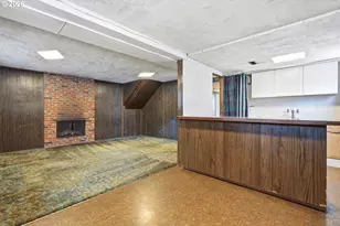 17610 NE Multnomah Dr, Portland, OR 97230 - Photo 25