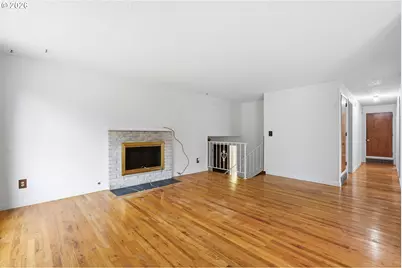 17610 NE Multnomah Dr, Portland, OR 97230 - Photo 13