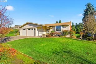 2040 N Country Club Dr, Canby, OR 97013 - Photo 1