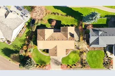 2040 N Country Club Dr, Canby, OR 97013 - Photo 43