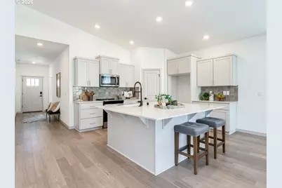 1127 W 15th St, La Center, WA 98629 - Photo 3