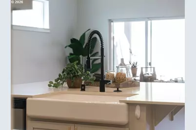 1127 W 15th St, La Center, WA 98629 - Photo 7