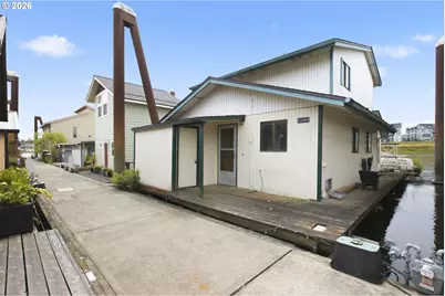 11694 N Island Cove Ln, Portland, OR 97217 - Photo 1