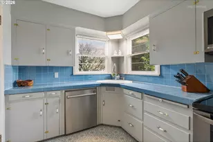 6733 S Virginia Ave, Portland, OR 97219 - Photo 9